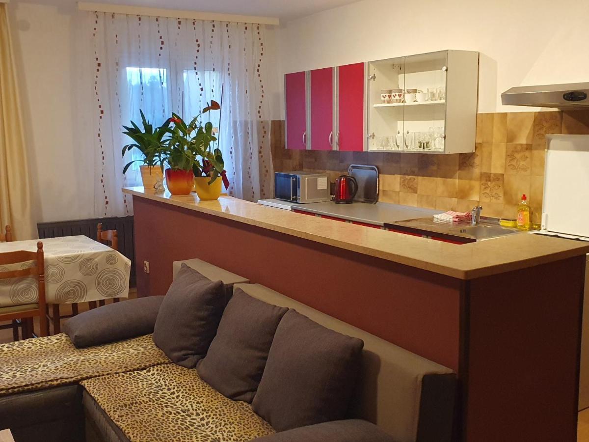Apartments Sara Labin  Kültér fotó